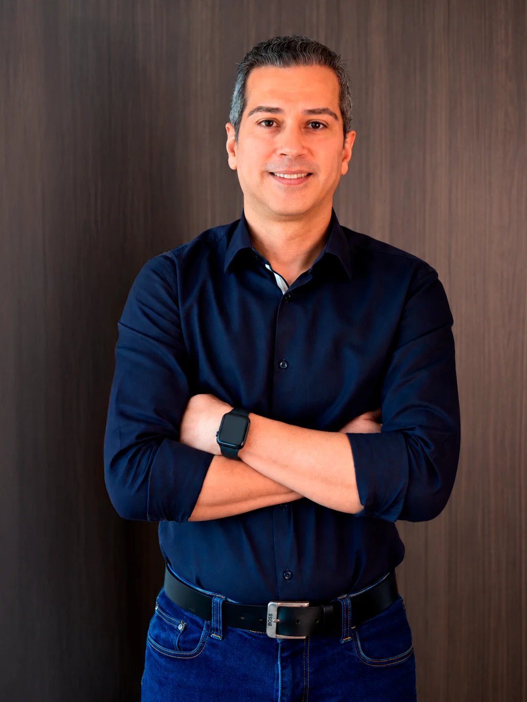 Carlos Alberto Segovia — retrato profesional